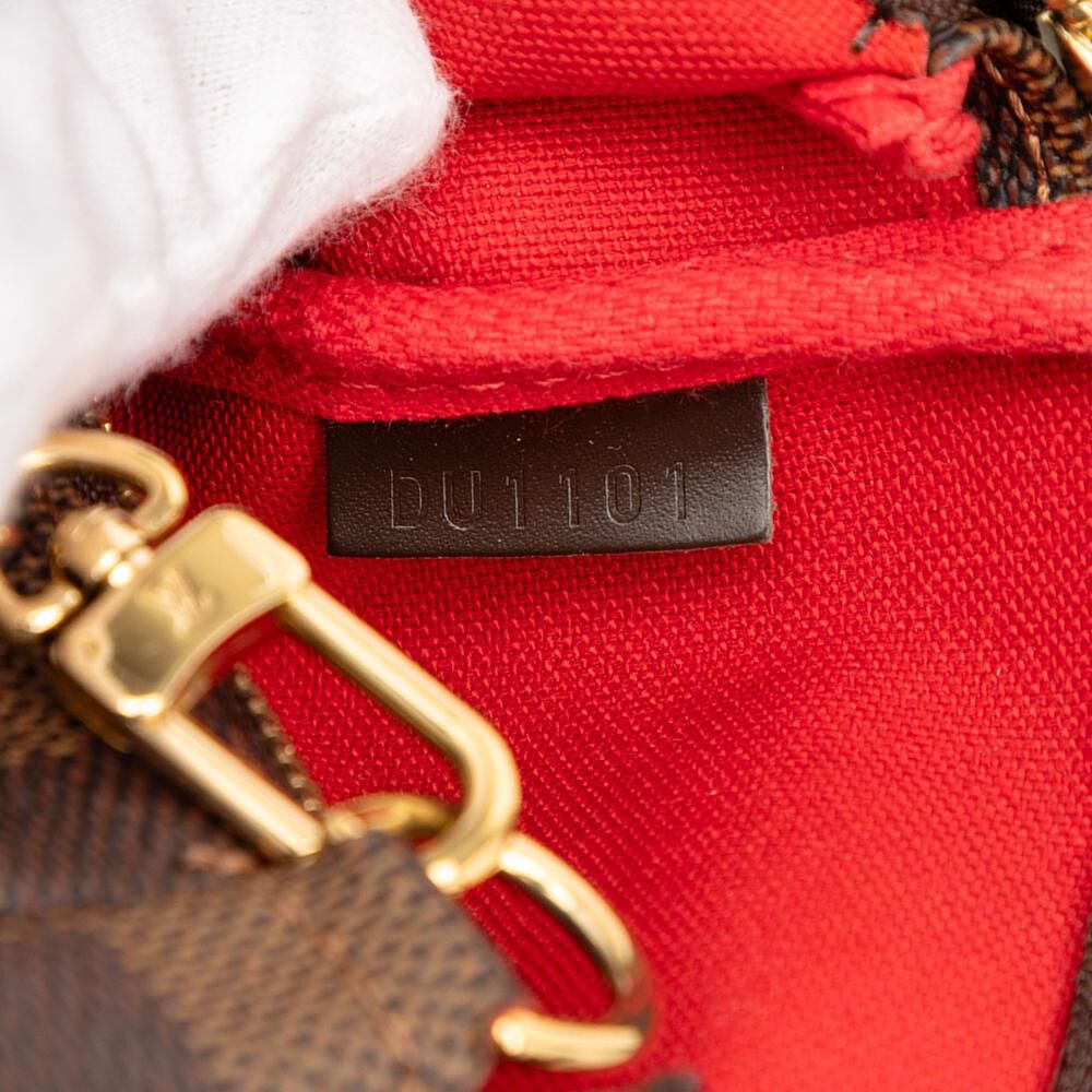 Louis Vuitton Pochette Accessoires