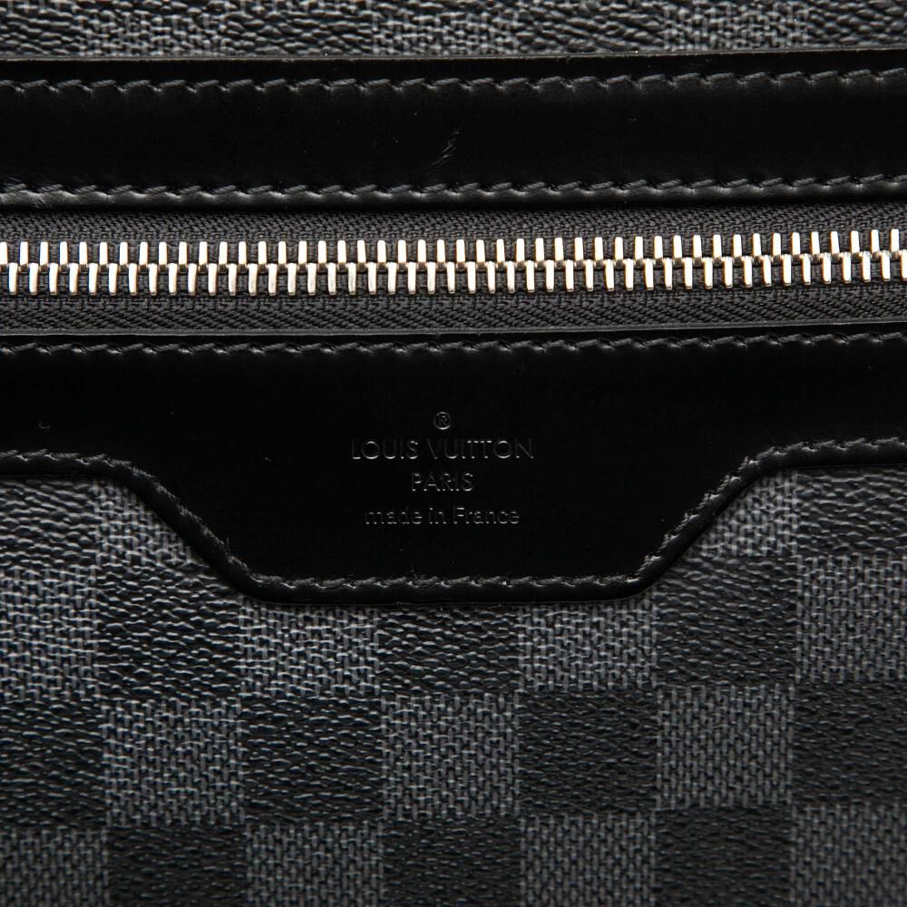 Louis Vuitton Messenger