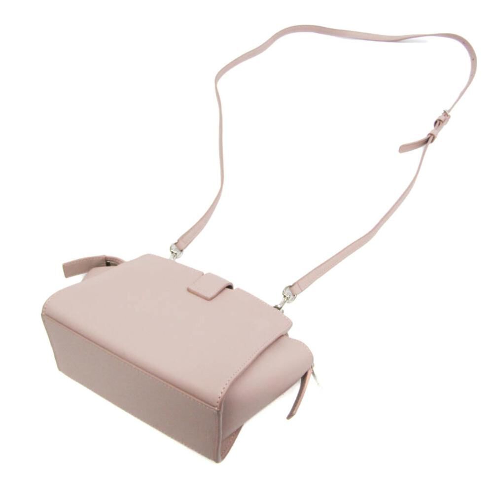 Yves Saint Laurent Shoulder Bag