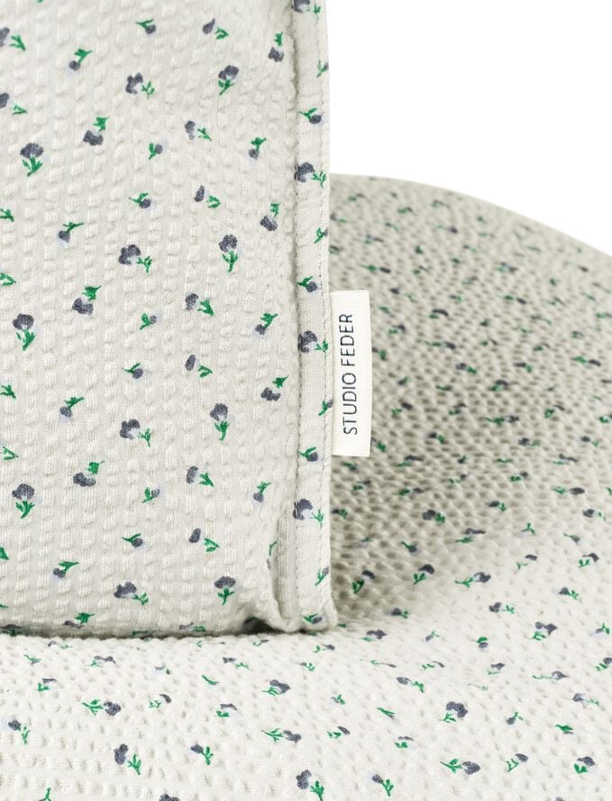 ADULT BEDDING - SEERSUCKER