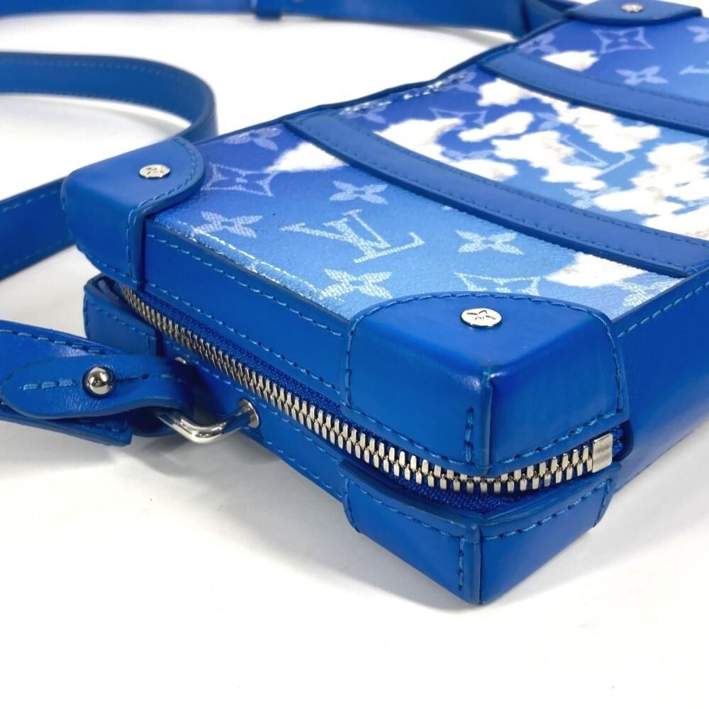 Louis Vuitton Clutch
