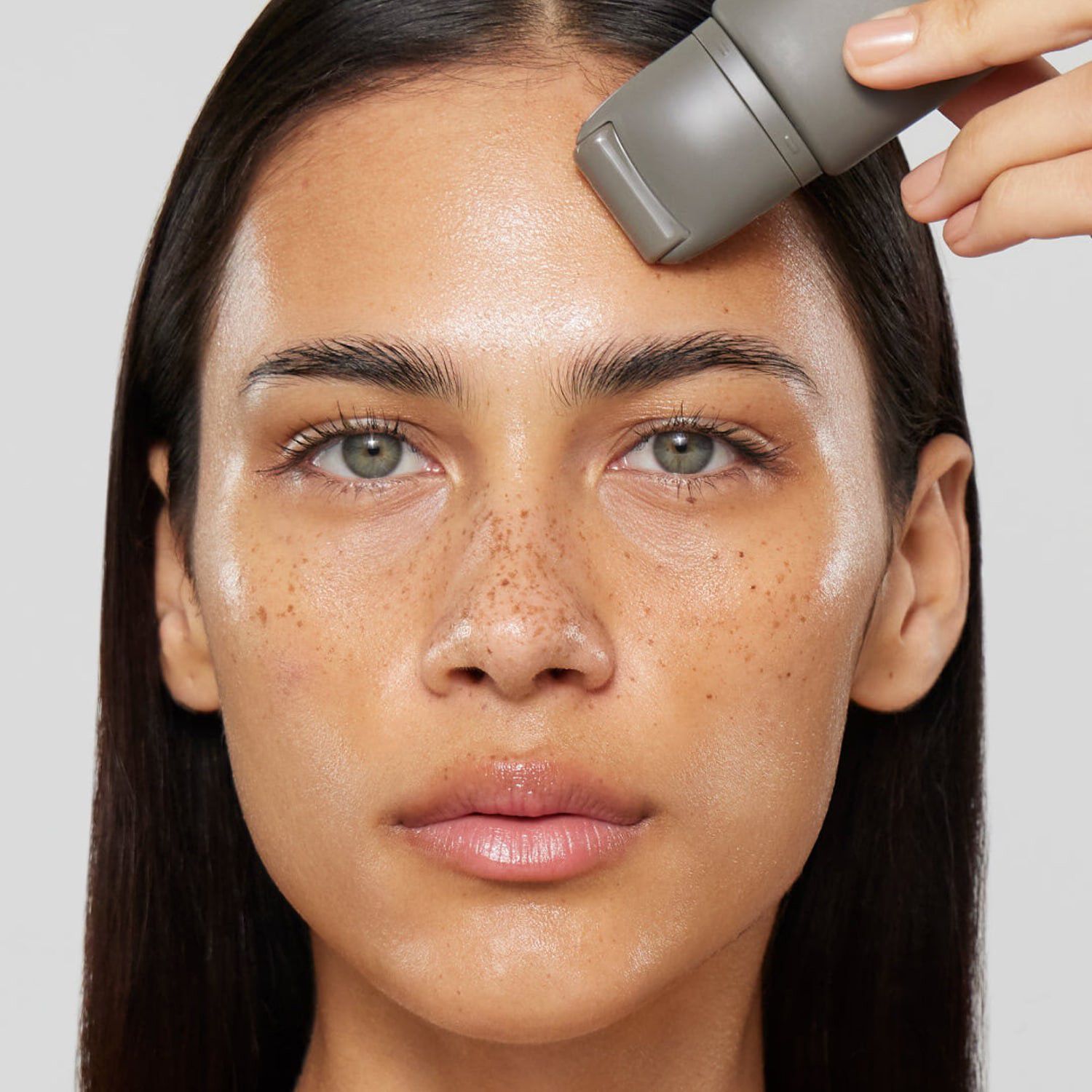 Glow & Sculpt Primer - Fugtgivende serumbase med niacinamid