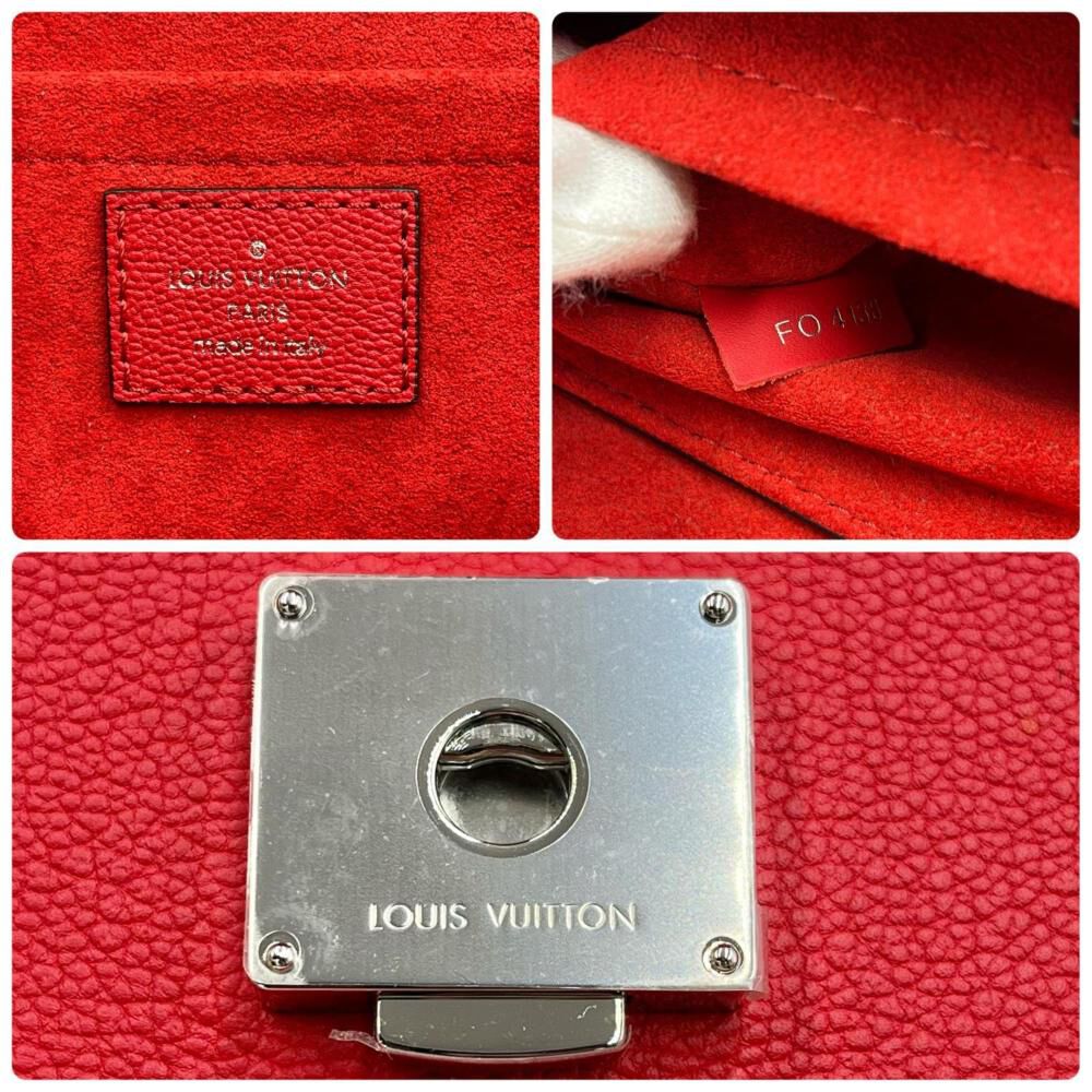 Louis Vuitton Shoulder Bags