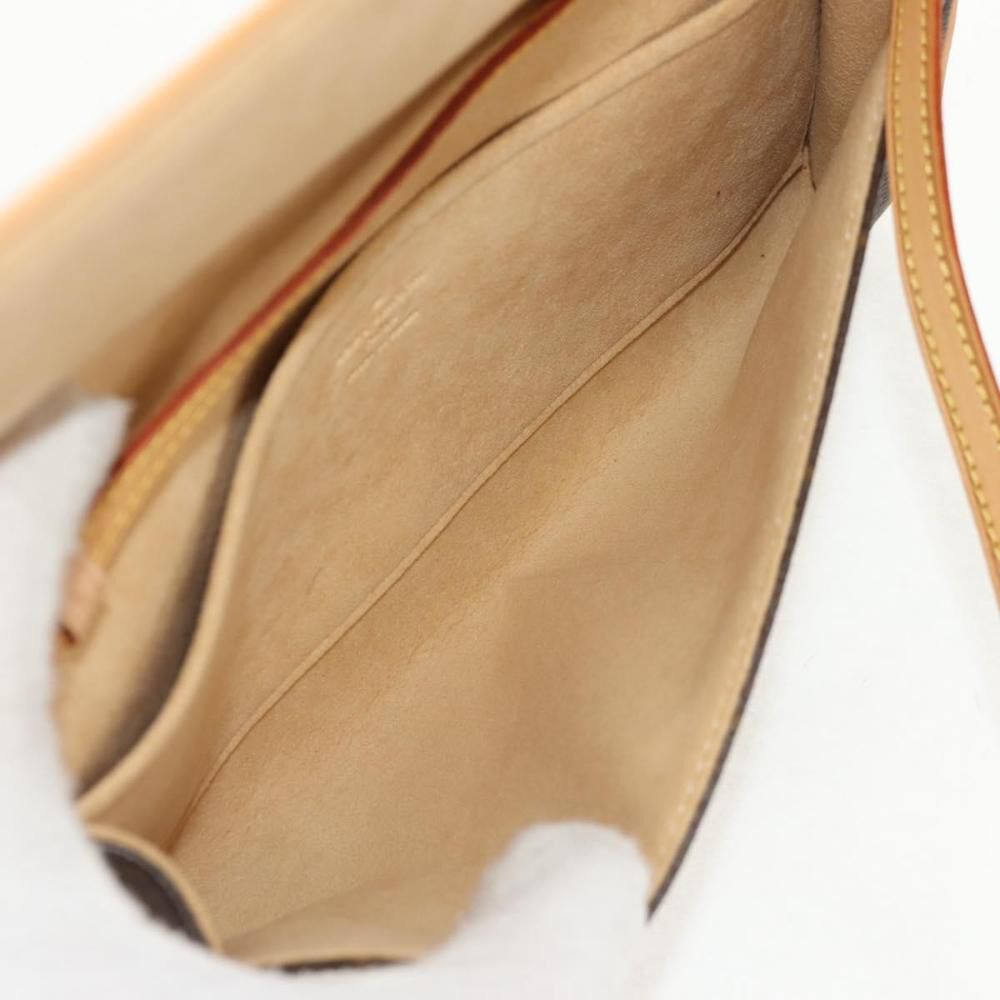 Louis Vuitton Shoulder Bags