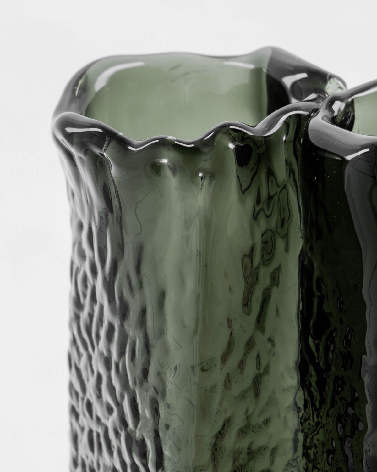Vase, HDZuri, Deep forest