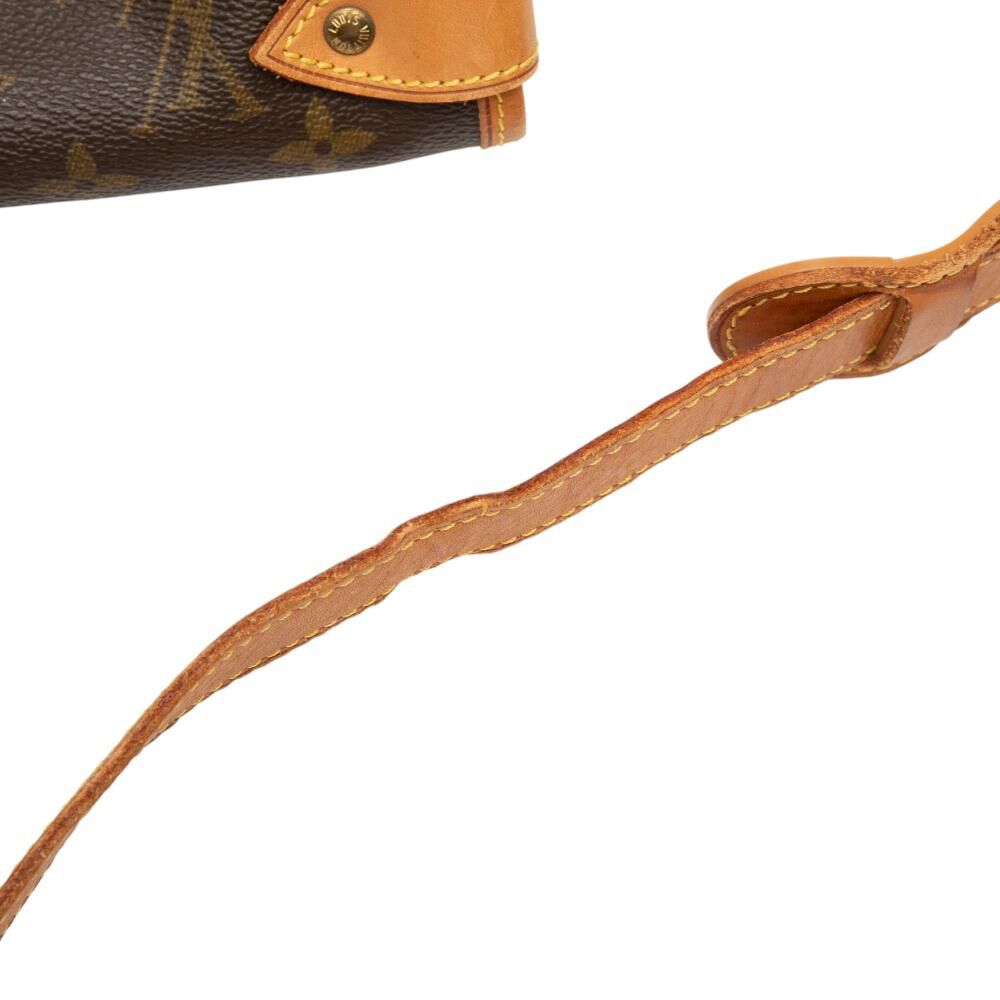 Louis Vuitton Saumur