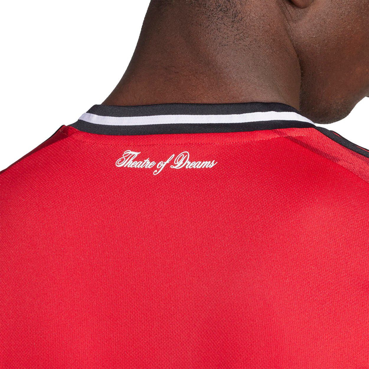 Manchester United 25/26 Hjemmebanetr&oslash;je Lang&aelig;rmet