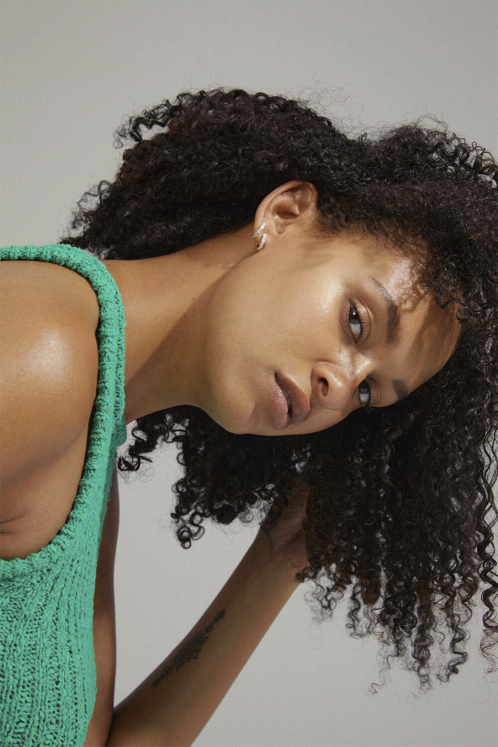 EZO twirled crystal hoops silver-plated