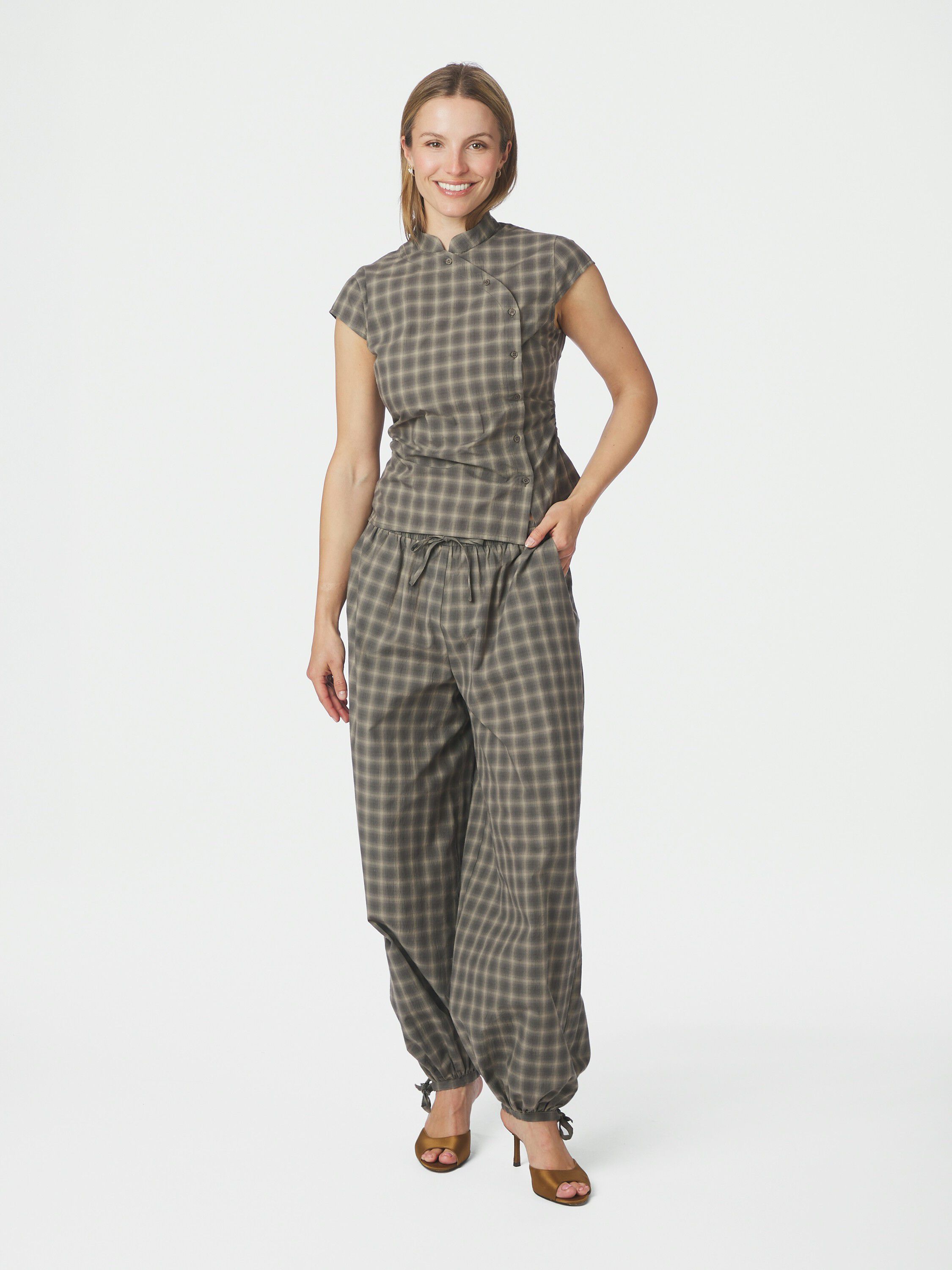 Roxane Balloon Checked Pants
