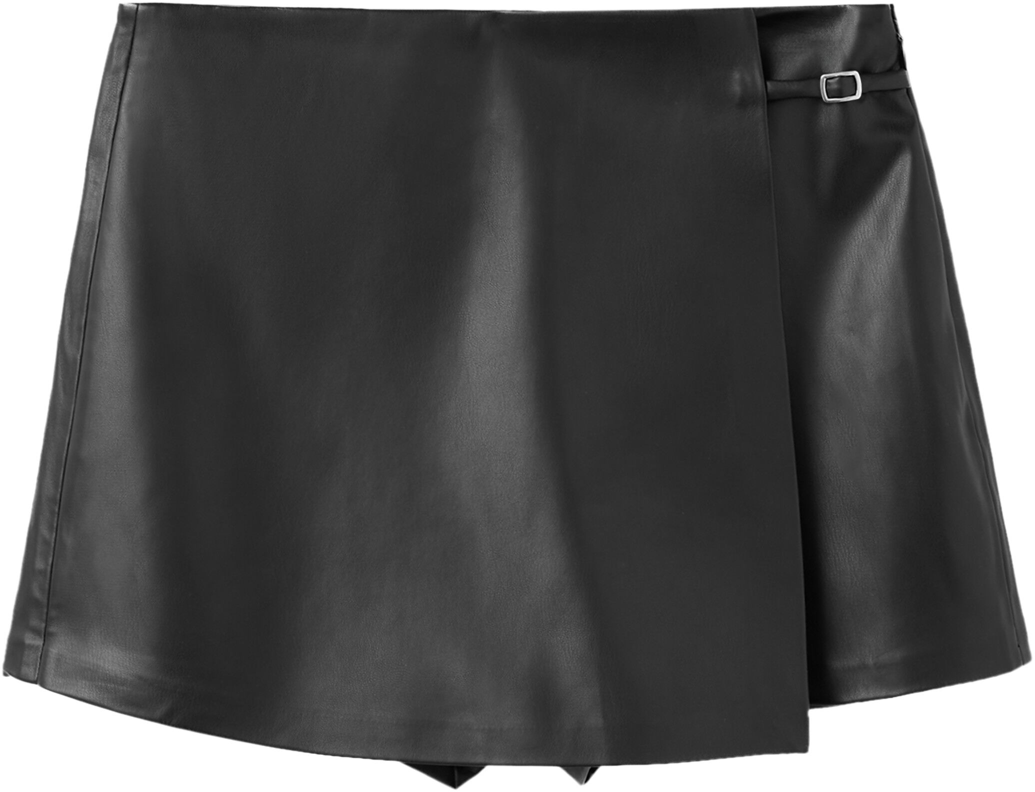 Faux leather skirt with buckle