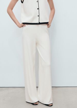 Contrasting low-rise knitted trouse