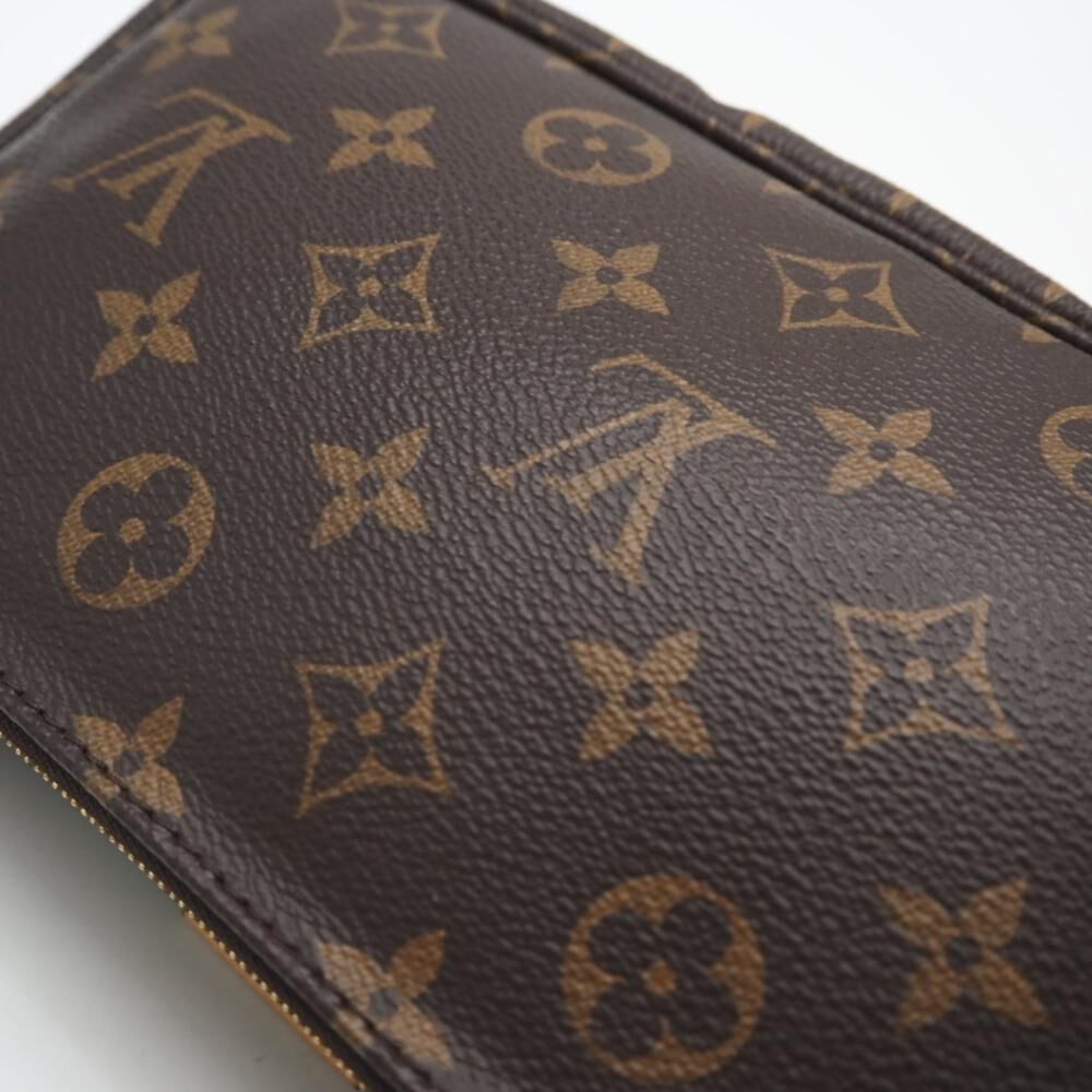 Louis Vuitton Pochette Accessoires