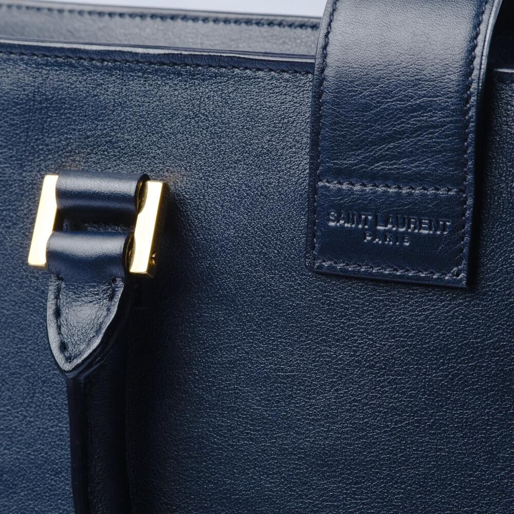 Yves Saint Laurent Handbag