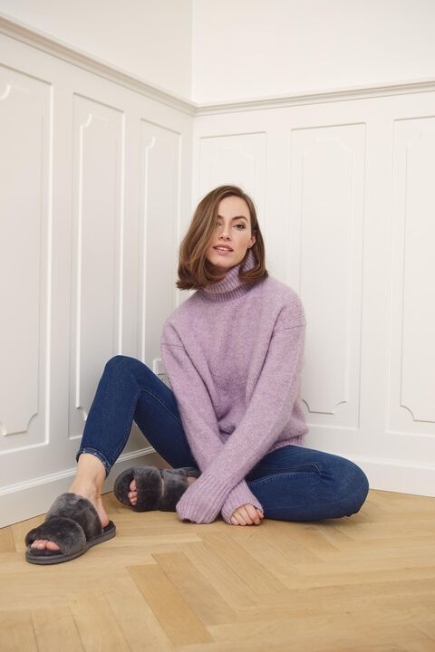 Slippers Straps (of 100% New Zealand Sheepskin) Dark Grey