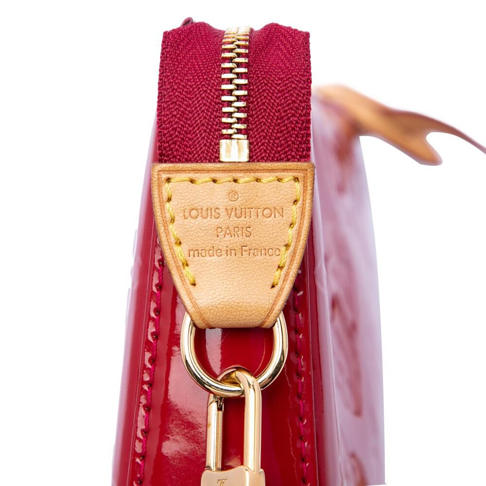 Louis Vuitton Pochette Accessoires