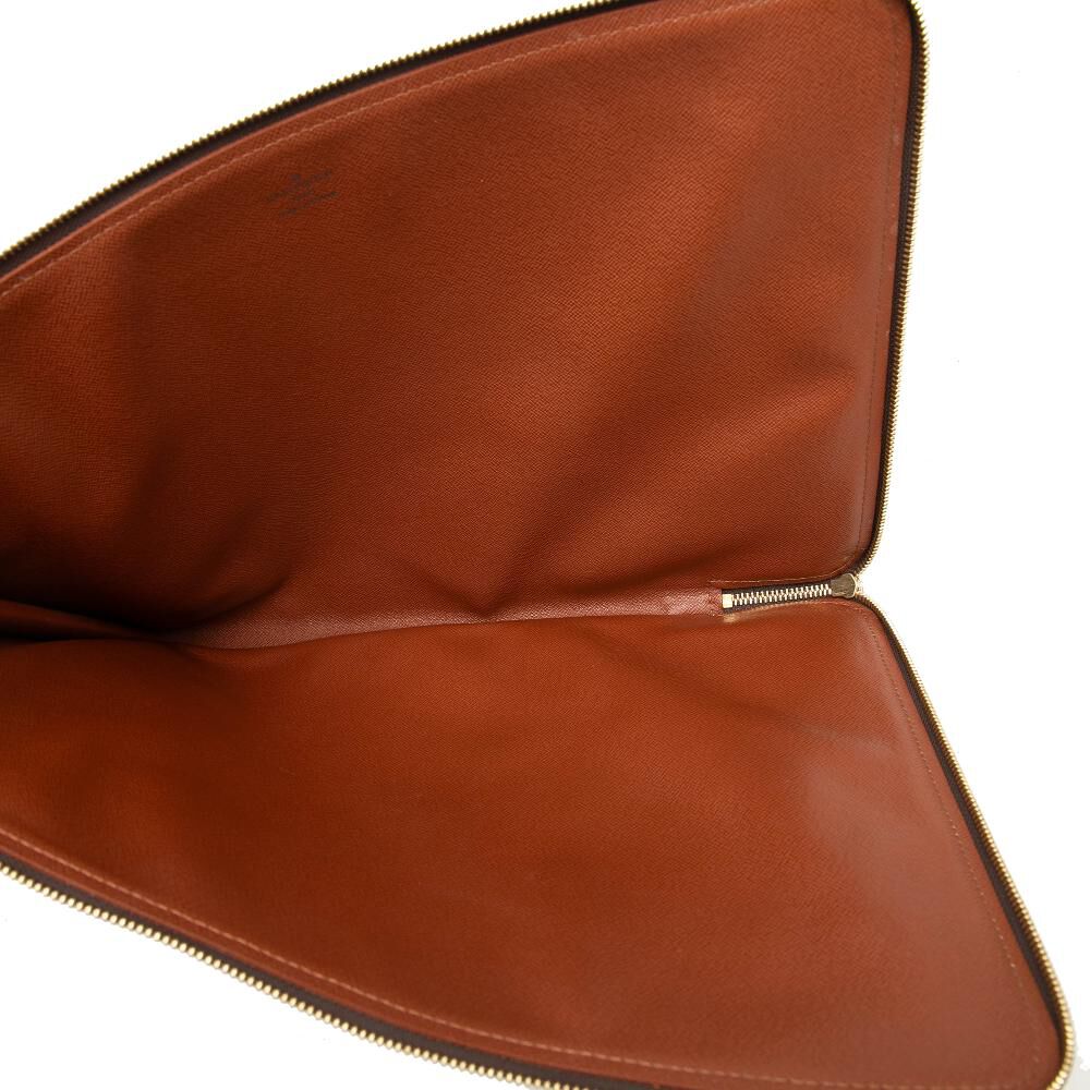 Louis Vuitton Poche Documents