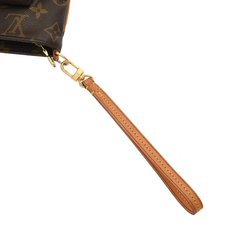 Louis Vuitton Clutch