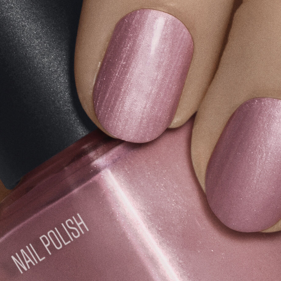 Nail Polish Pearly Plum