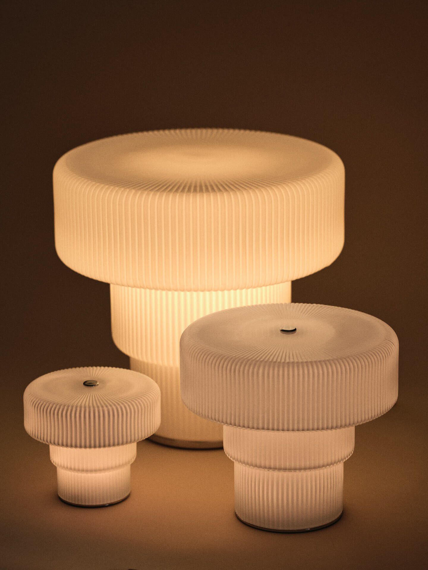 Ripple Table Lamp - White