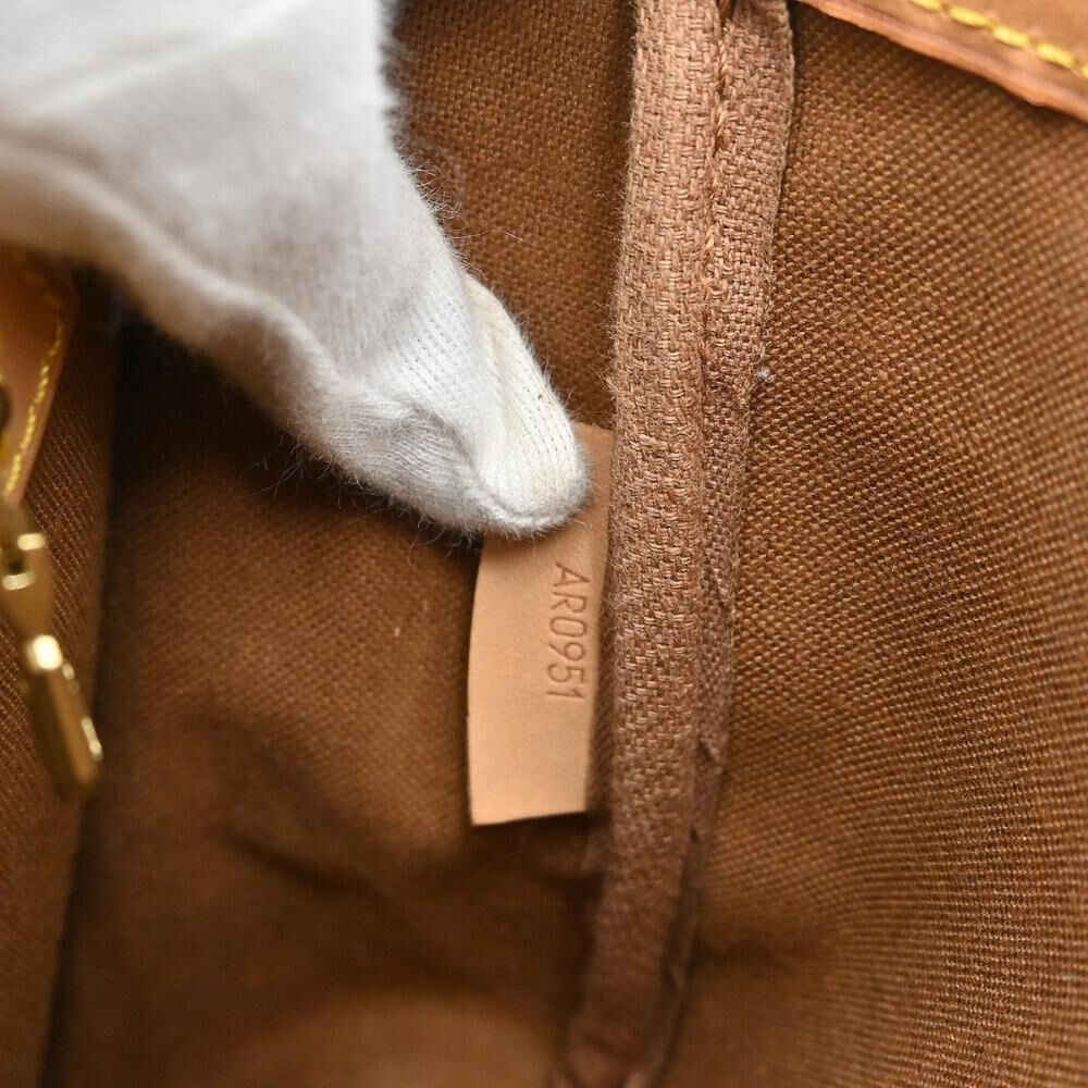 Louis Vuitton Gibeciere