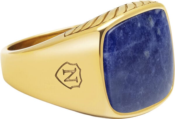 Gentlemen's Gold Signet Ring with Green Agate