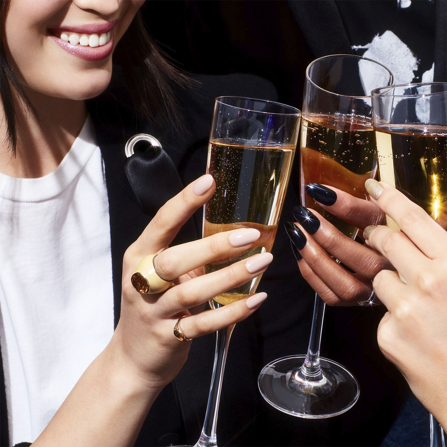 Glitter Sneaker, CND VINYLUX