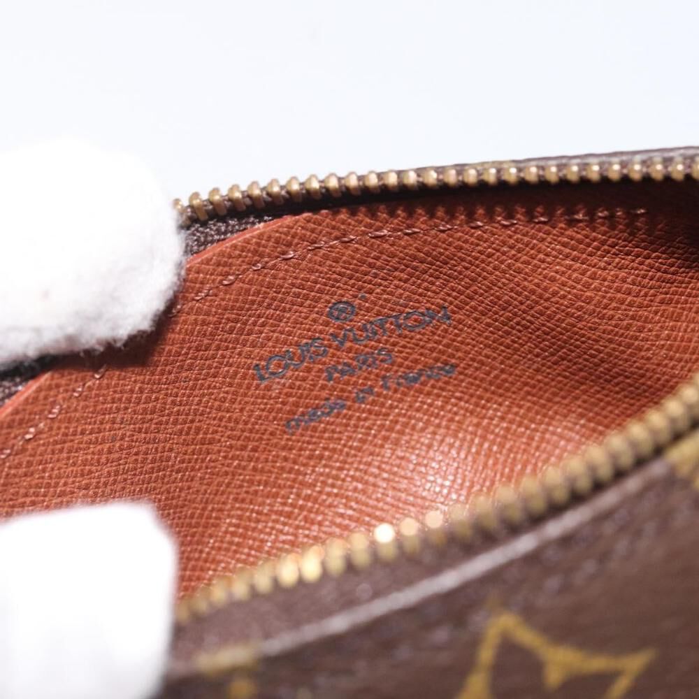 Louis Vuitton Papillon