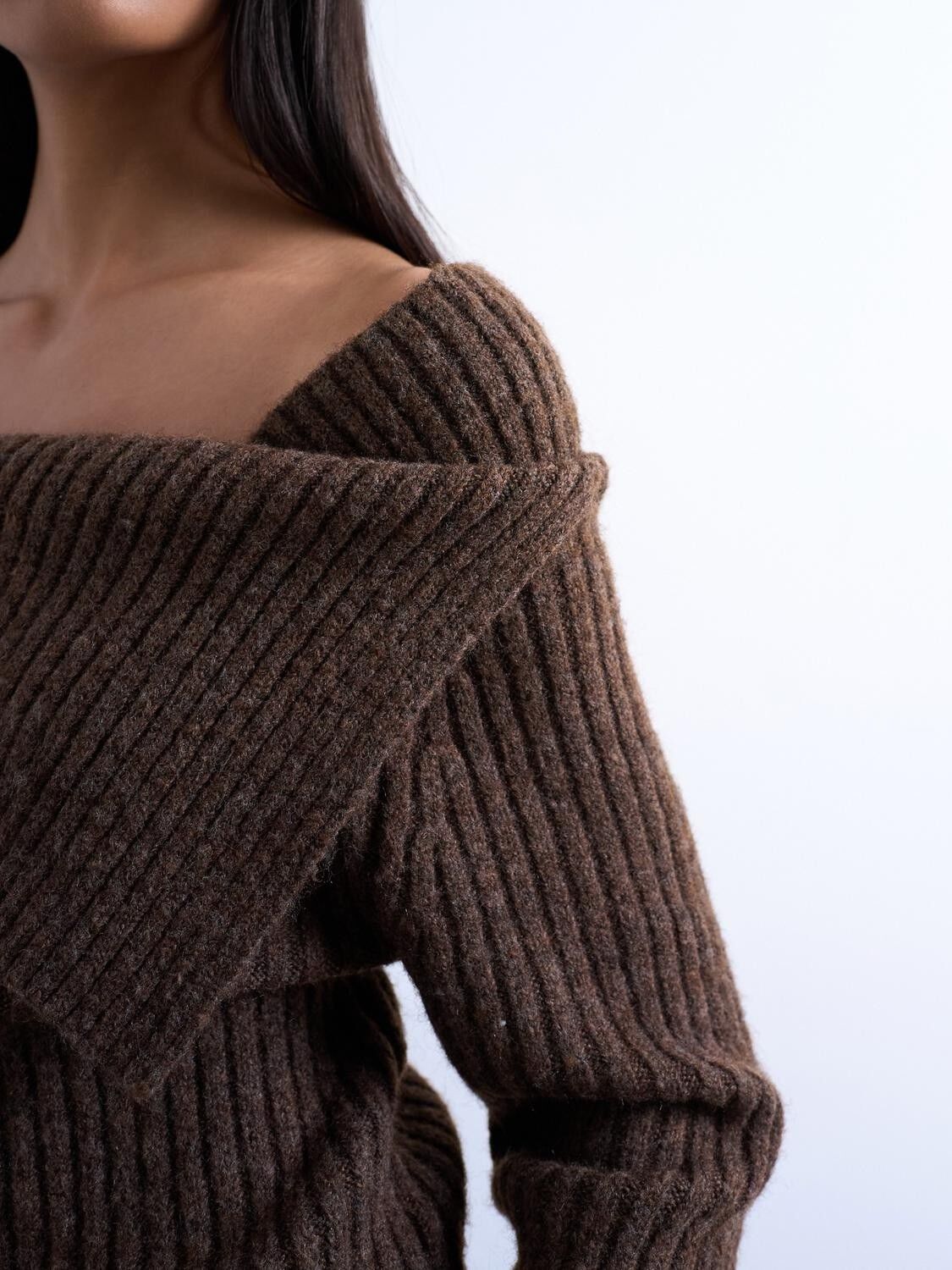 TSJULIE OFF SHOULDER KNIT TOP