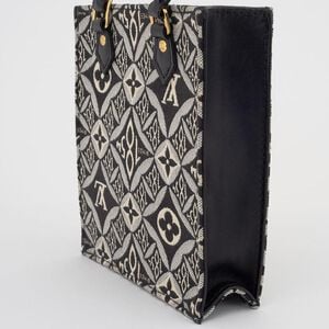 Louis Vuitton Sac Plat