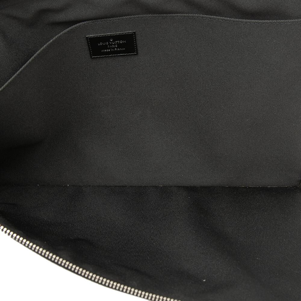 Louis Vuitton Clutch