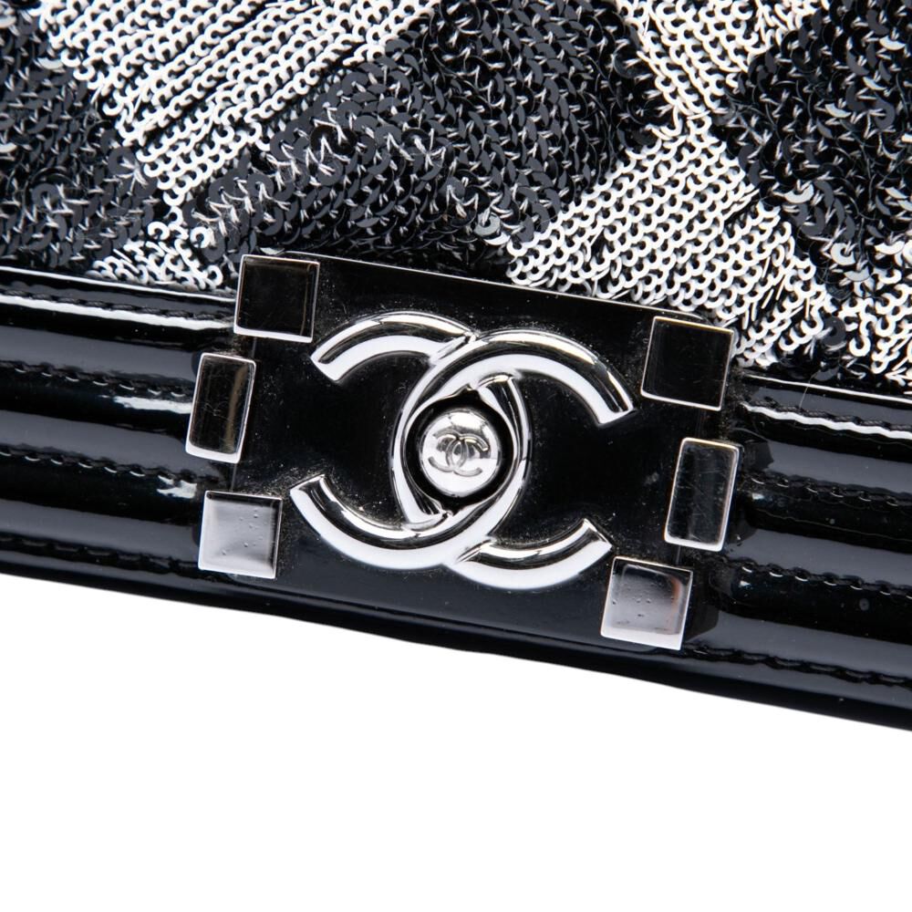 Chanel Shoulder Bag
