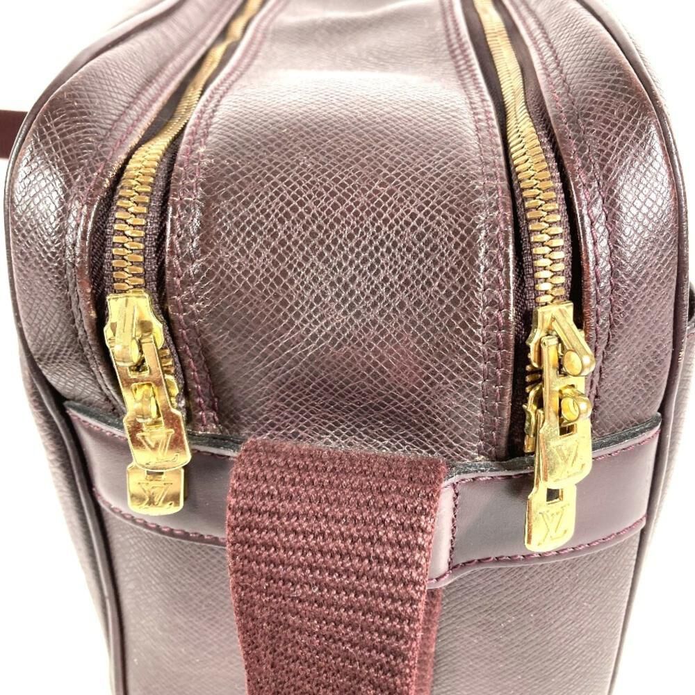 Louis Vuitton Reporter