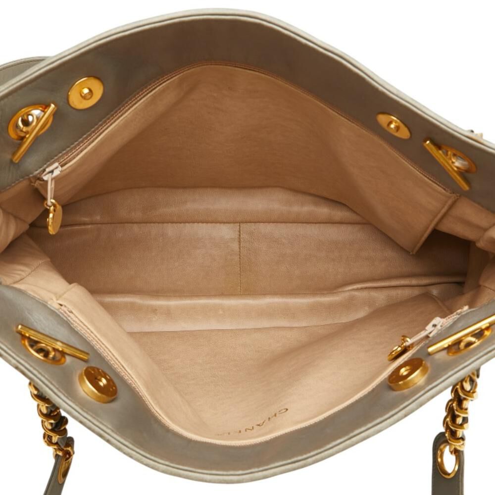 Chanel Tote