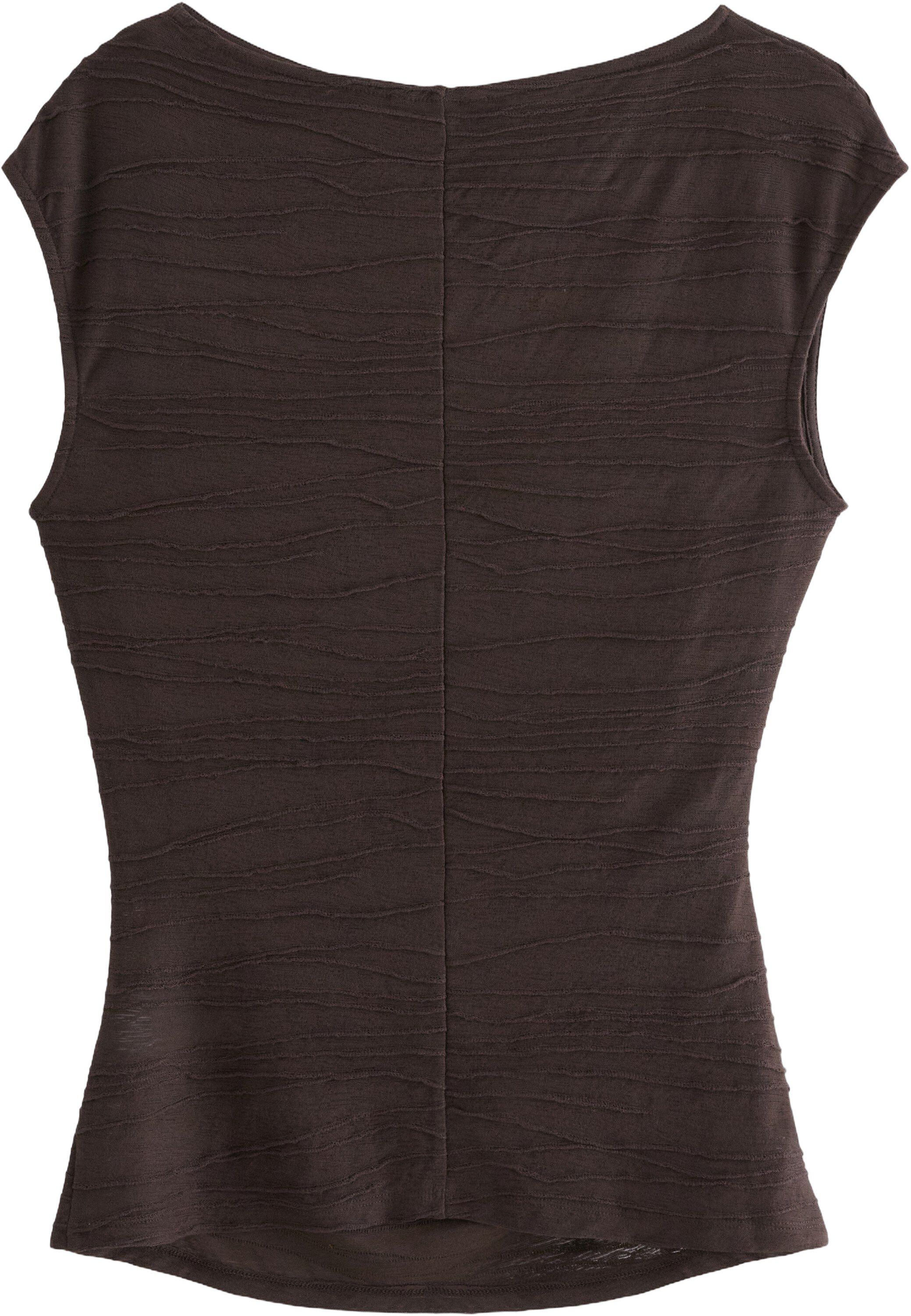 Ermel&oslash;s topp med rynker langs siden