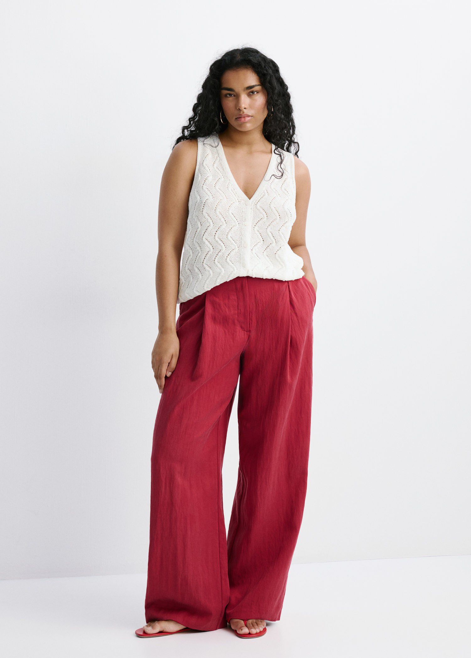 Openwork knit V-neck gilet
