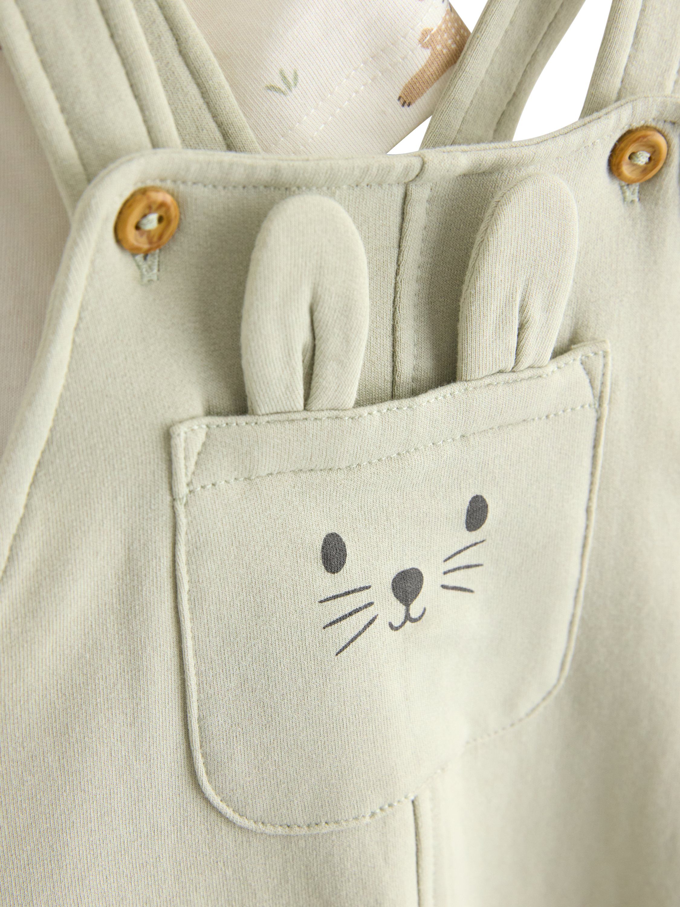 Set featuring dungarees in soft jer