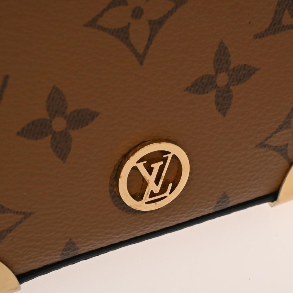 Louis Vuitton Bucket Bag