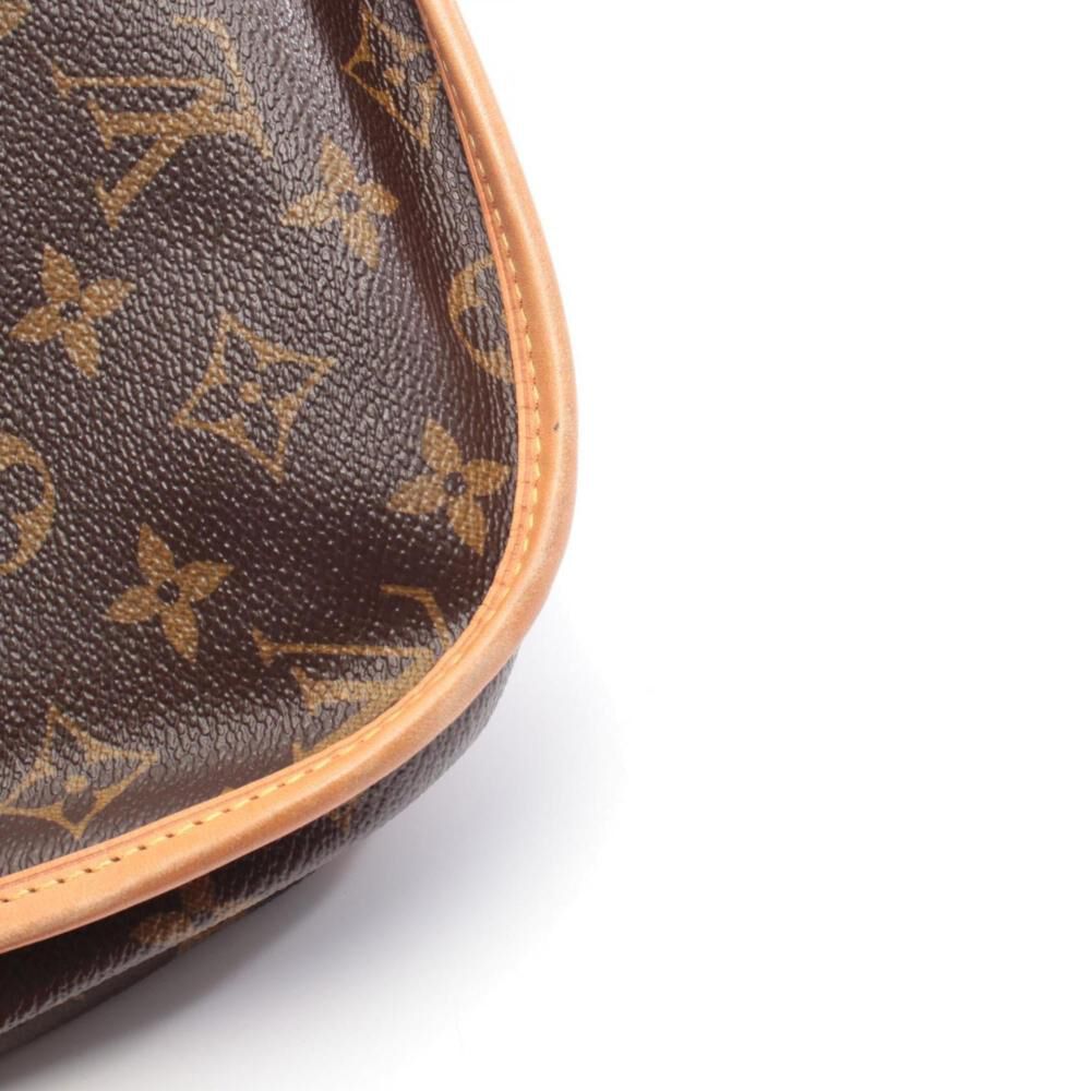 Louis Vuitton Menilmontant