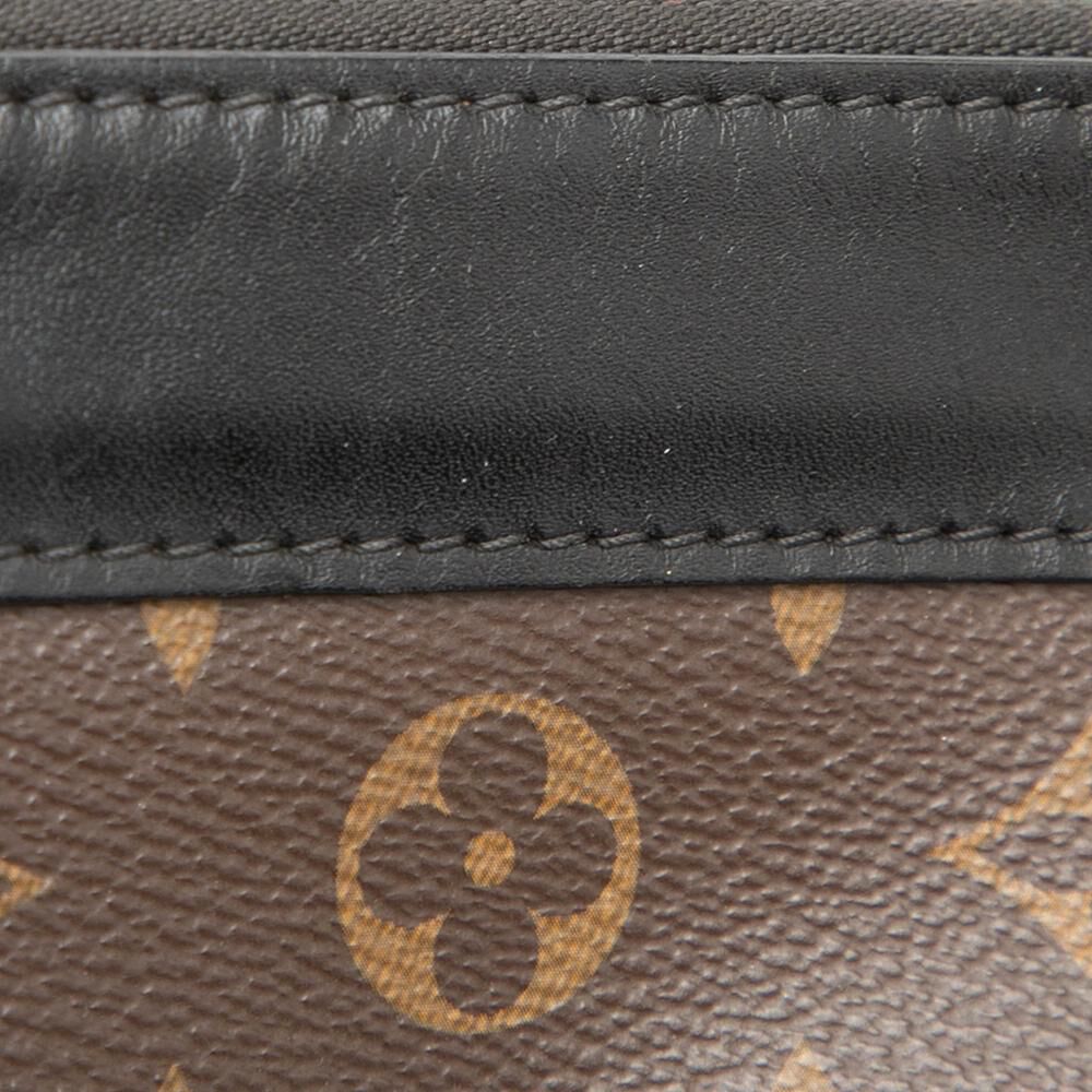 Louis Vuitton Clutch