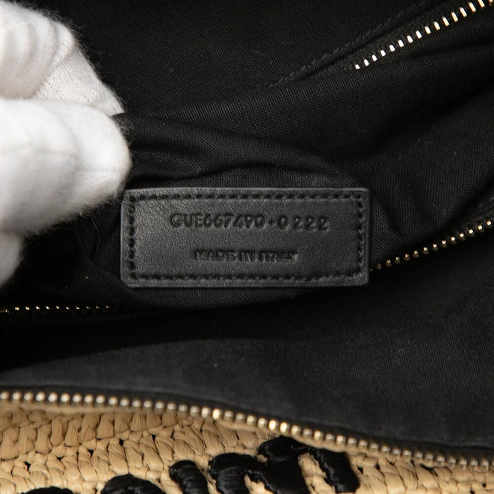 Yves Saint Laurent Shoulder Bag