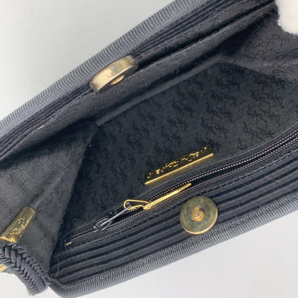 Yves Saint Laurent Shoulder Bag