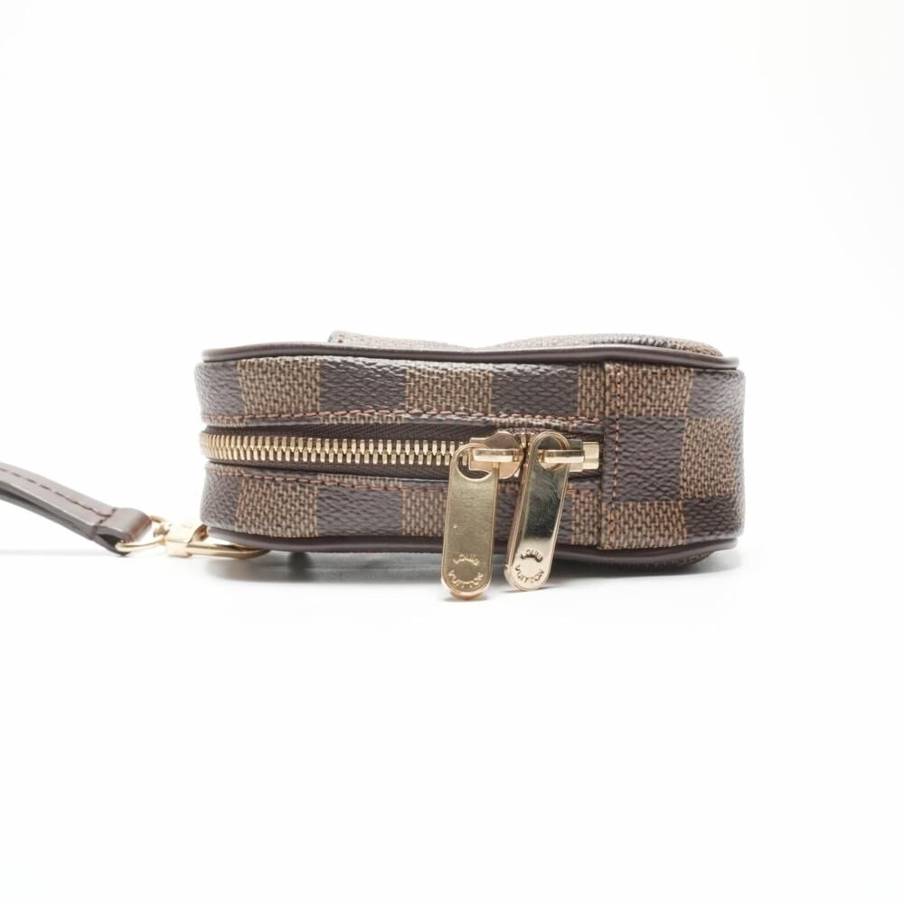 Louis Vuitton Shoulder Bags