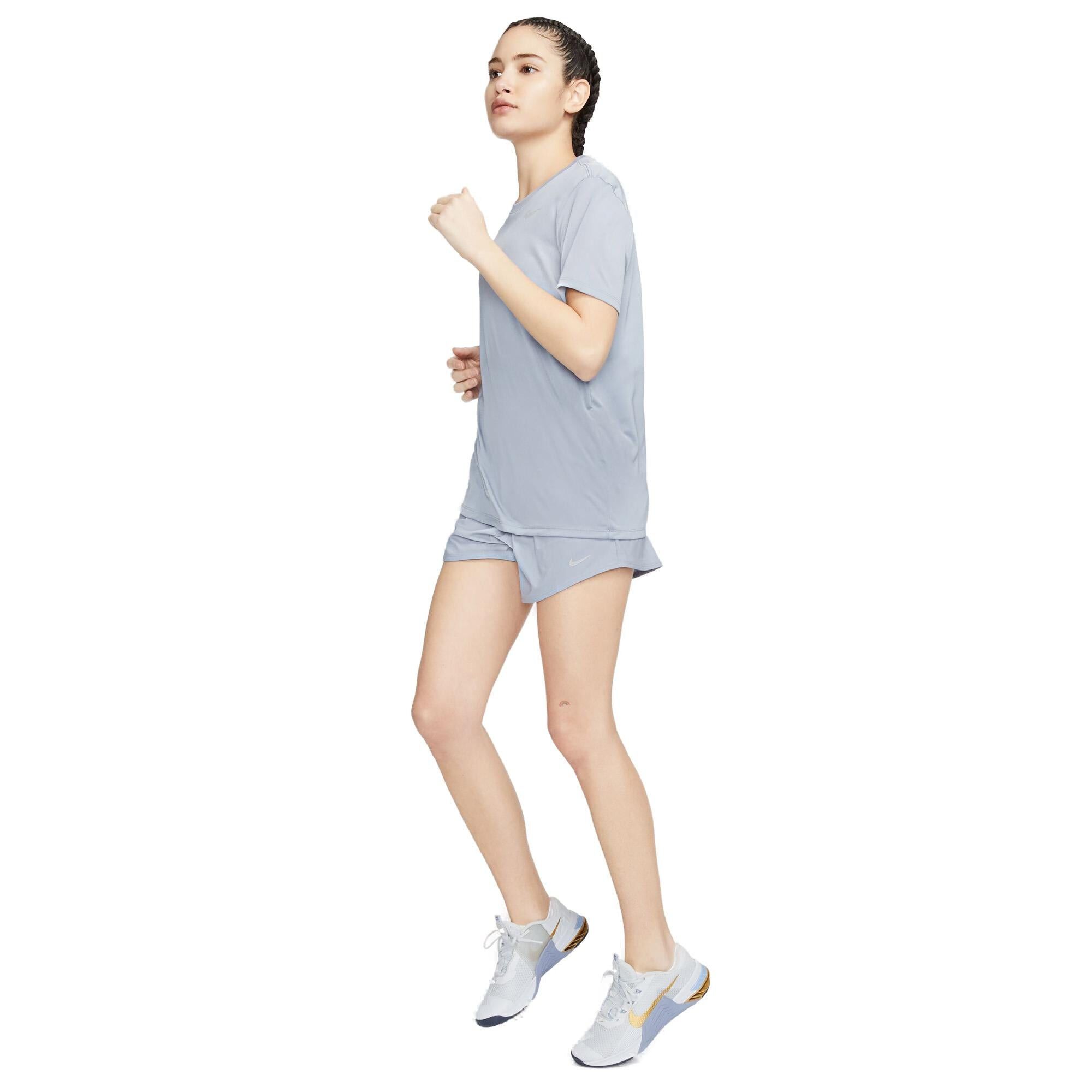 Dri-FIT One Mid-Rise 3" shorts