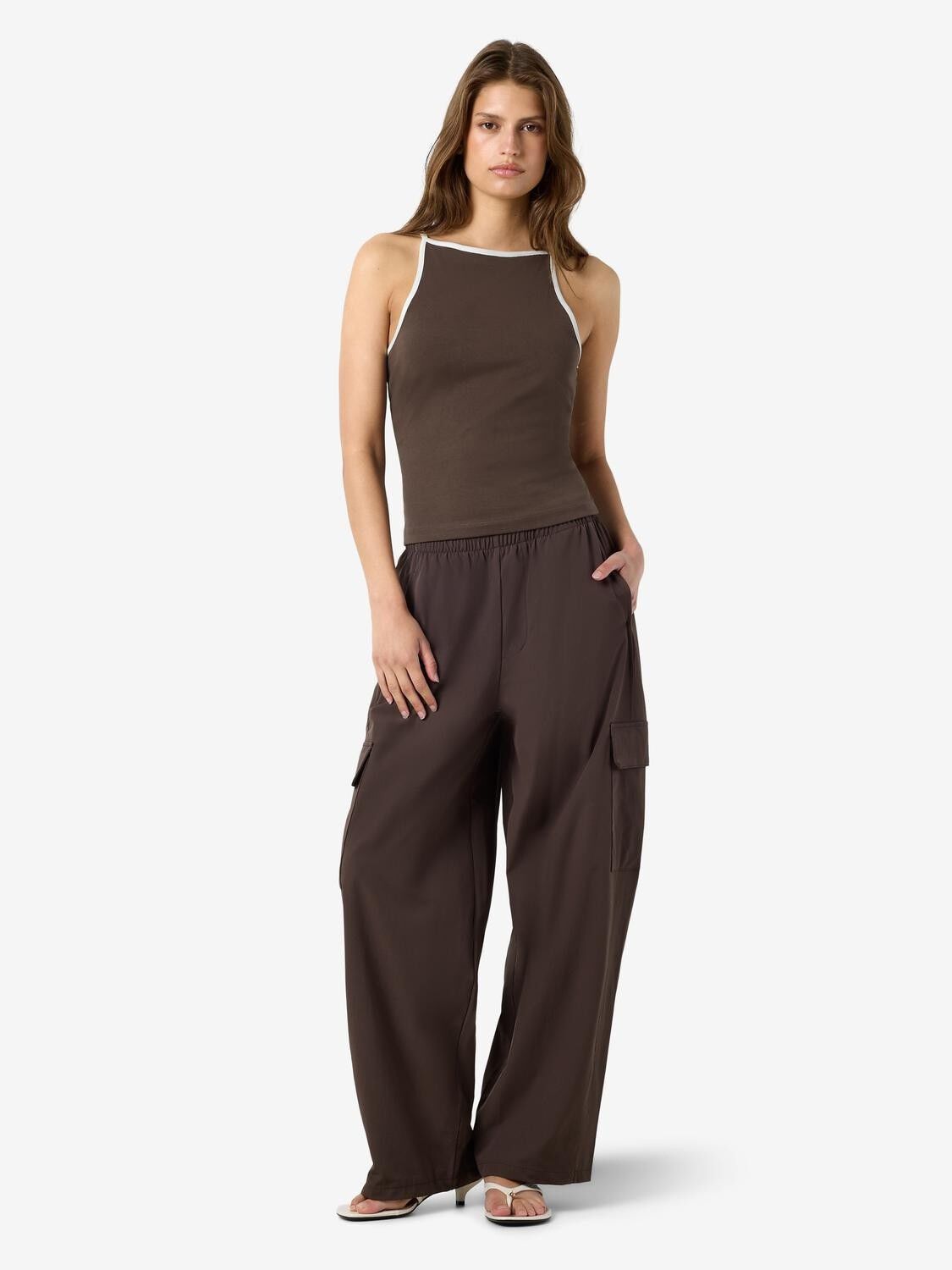 NMELLA SINGLET CONTRAST TANK TOP TN