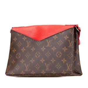 Louis Vuitton Saint Michel