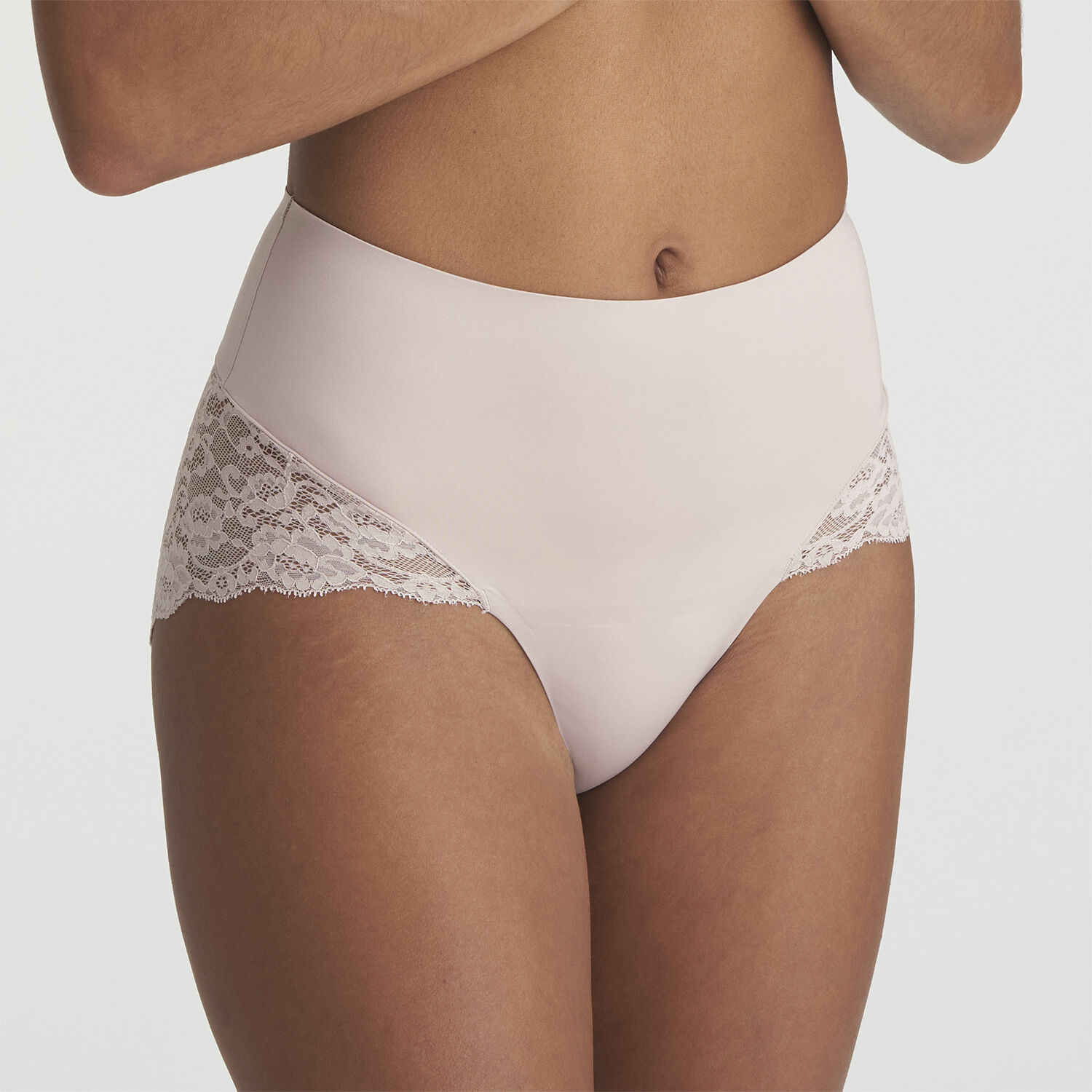 Color Studio h&oslash;je trusser, med let shape effekt