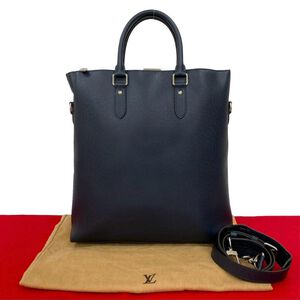 Louis Vuitton Anton