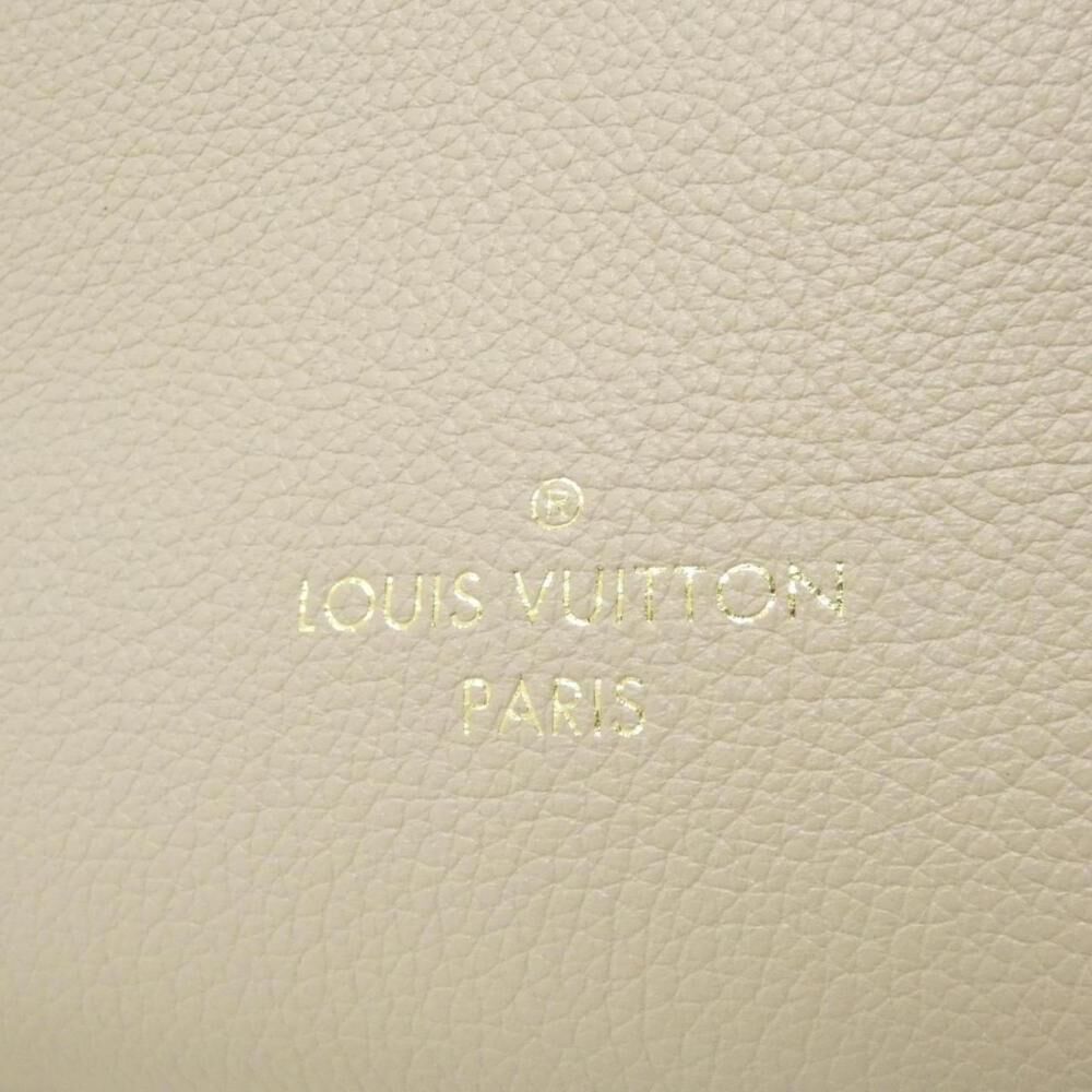 Louis Vuitton On My Side