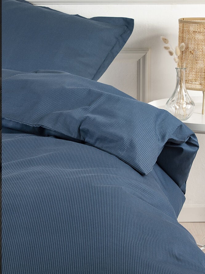 Blue sengesæt fra Night & Day | 349.30 DKK | Magasin.dk