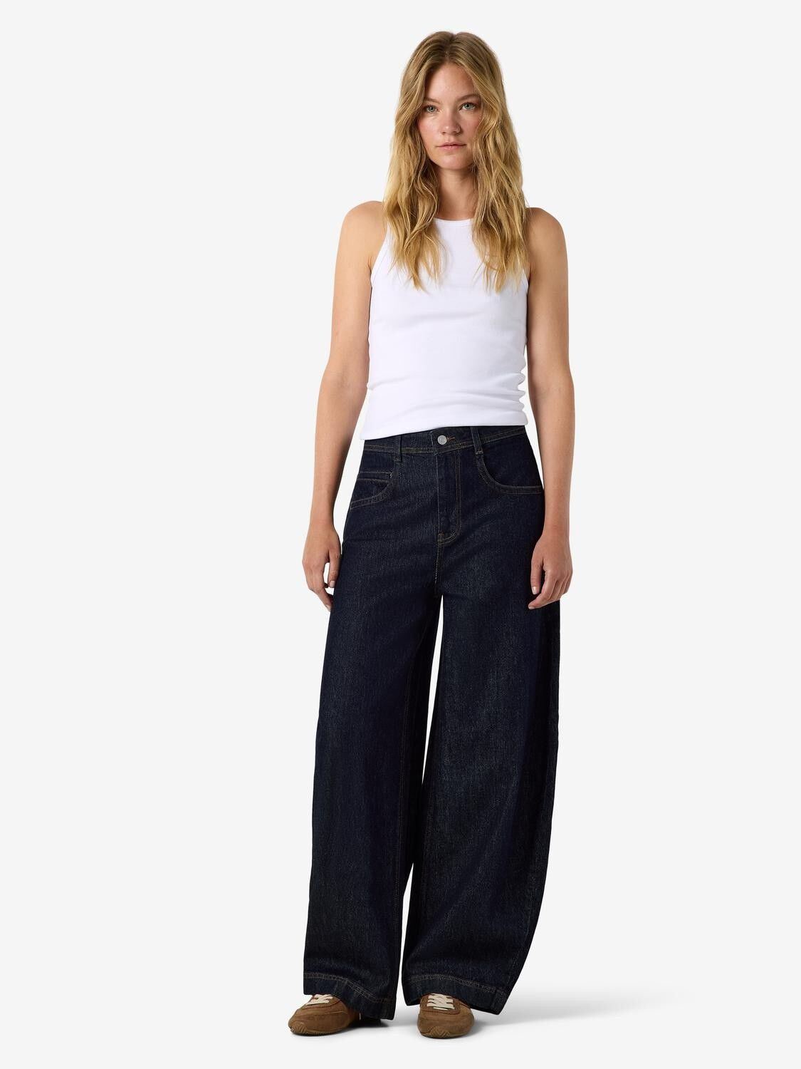 Nmnoah Mw Barrel Jeans Az013Db Noos